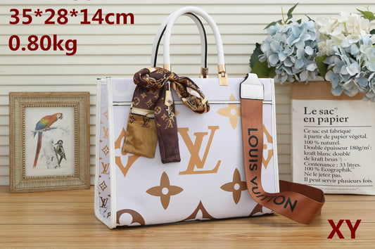 LUXURY LARGE LV - WHITE