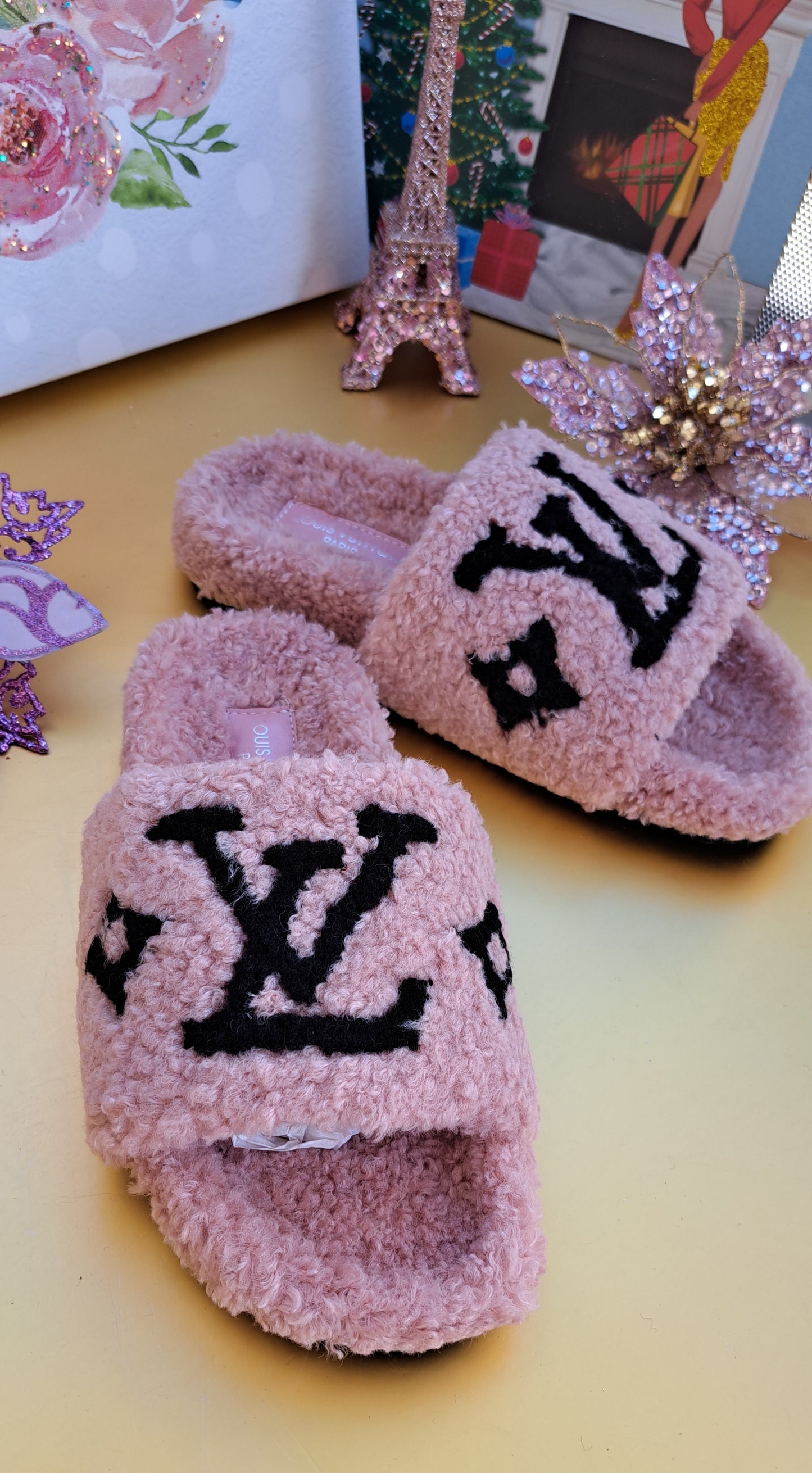 Luxury Fur Slippers _  LV Pink