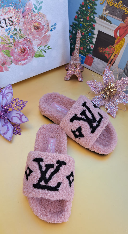 Luxury Fur Slippers _  LV Pink