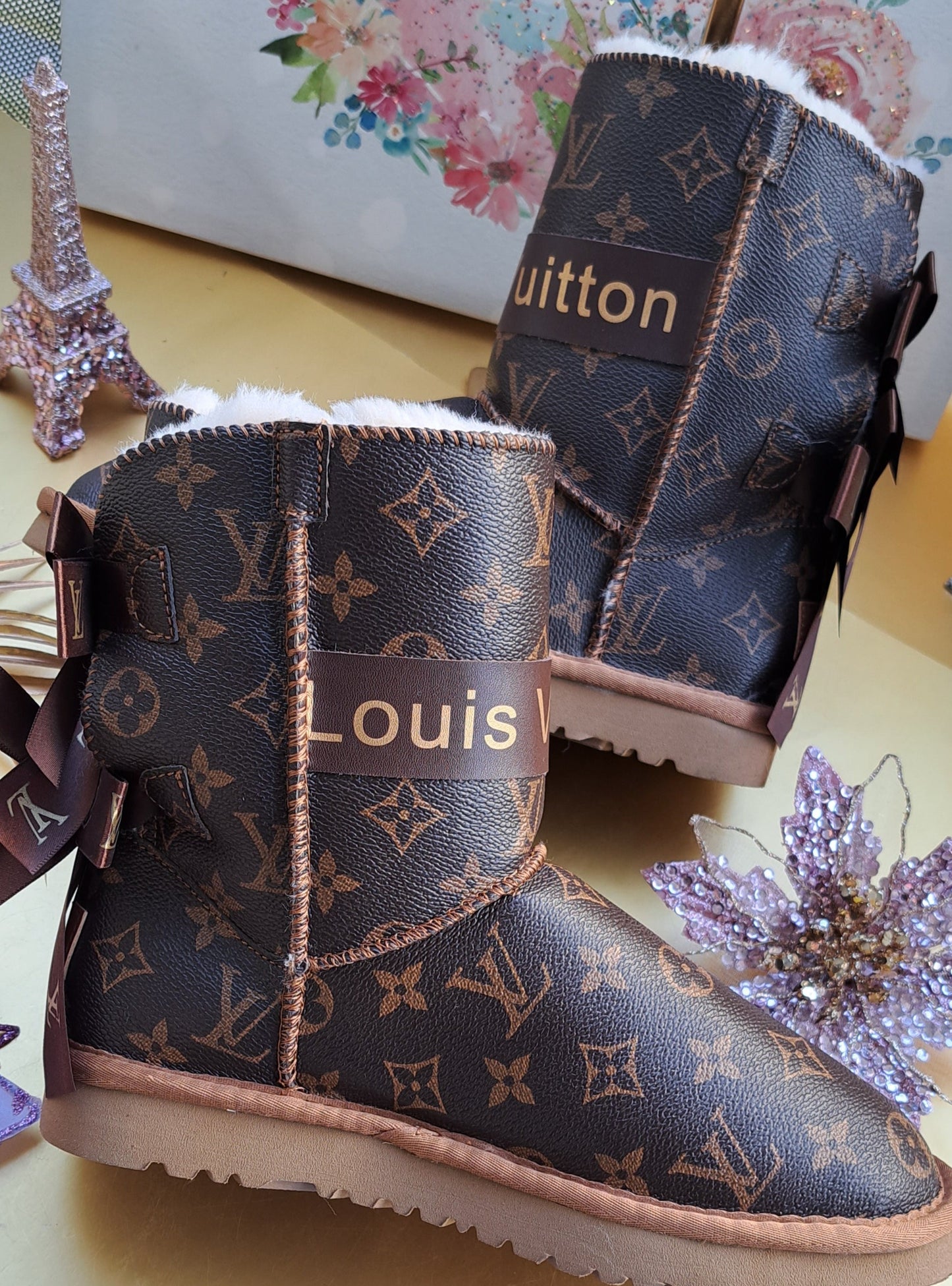 UGG LV PRINT BOW MONOGRAM