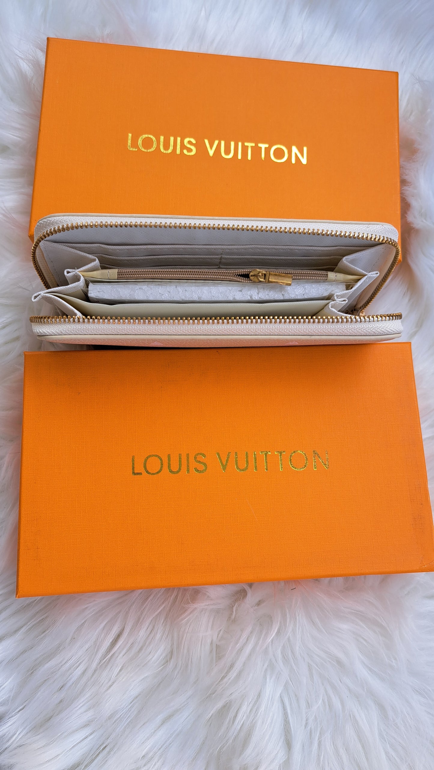 LV Print Wallet - OFF White