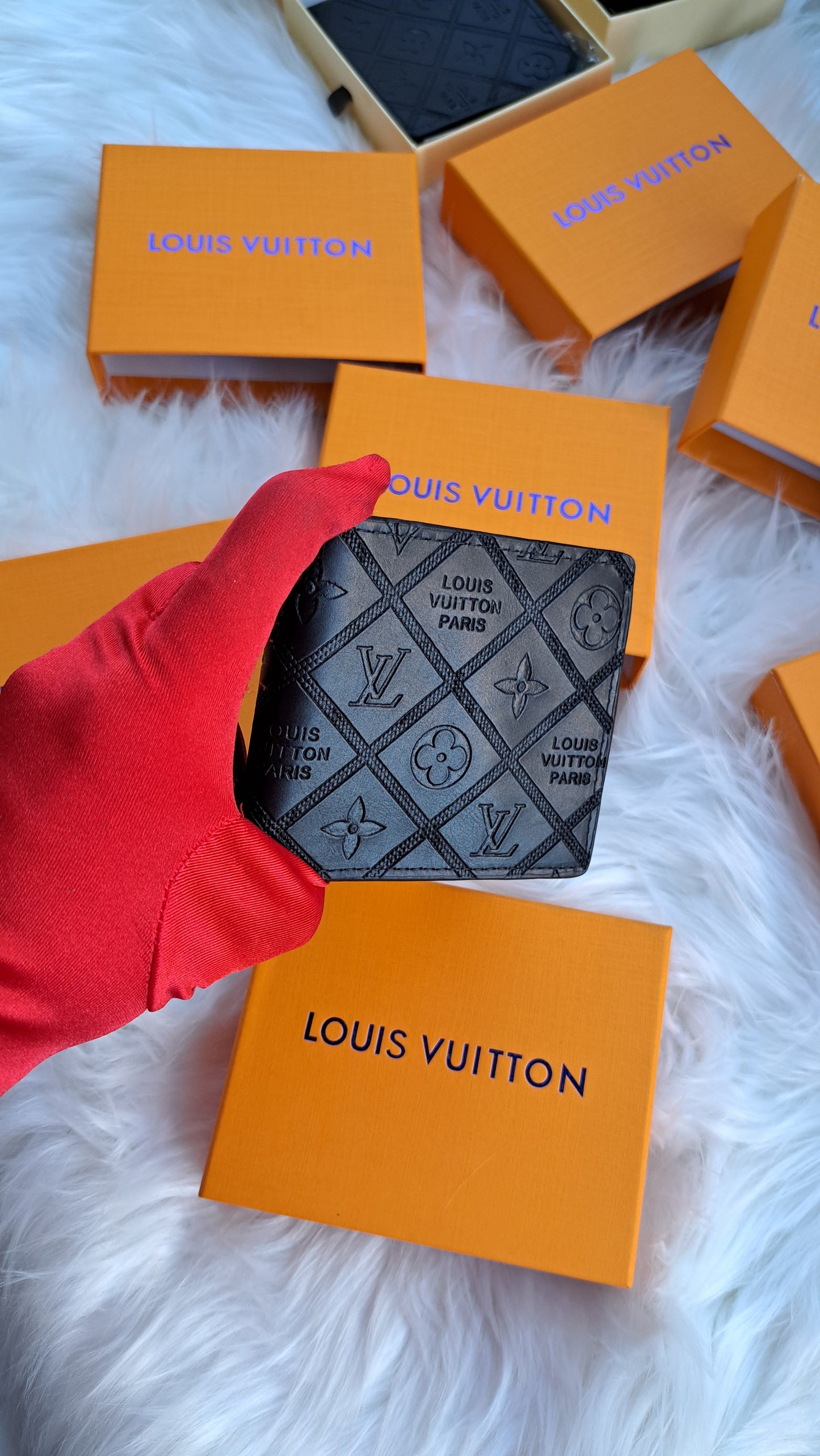 Men Wallets LV +Gift Box  Model#6