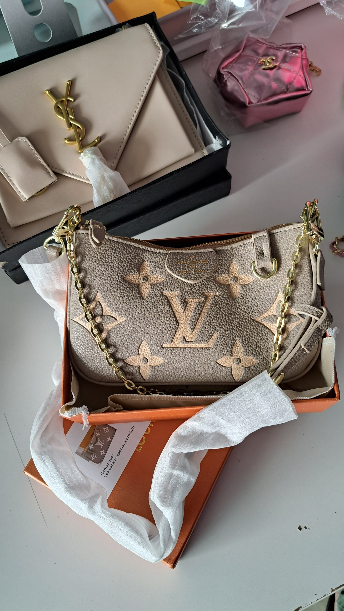 LV Bagatelle Purse - Kaki