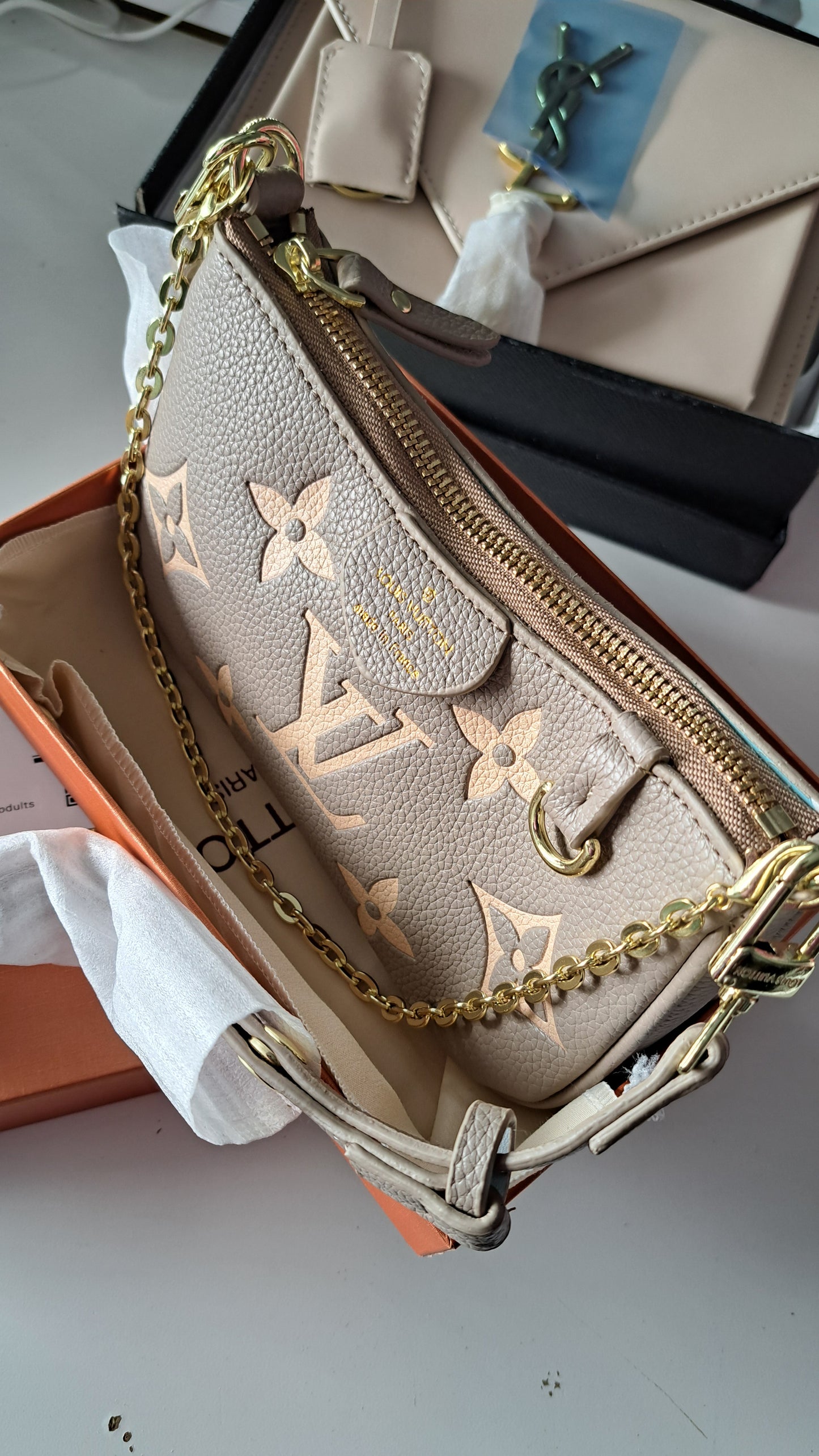 LV Bagatelle Purse - Kaki