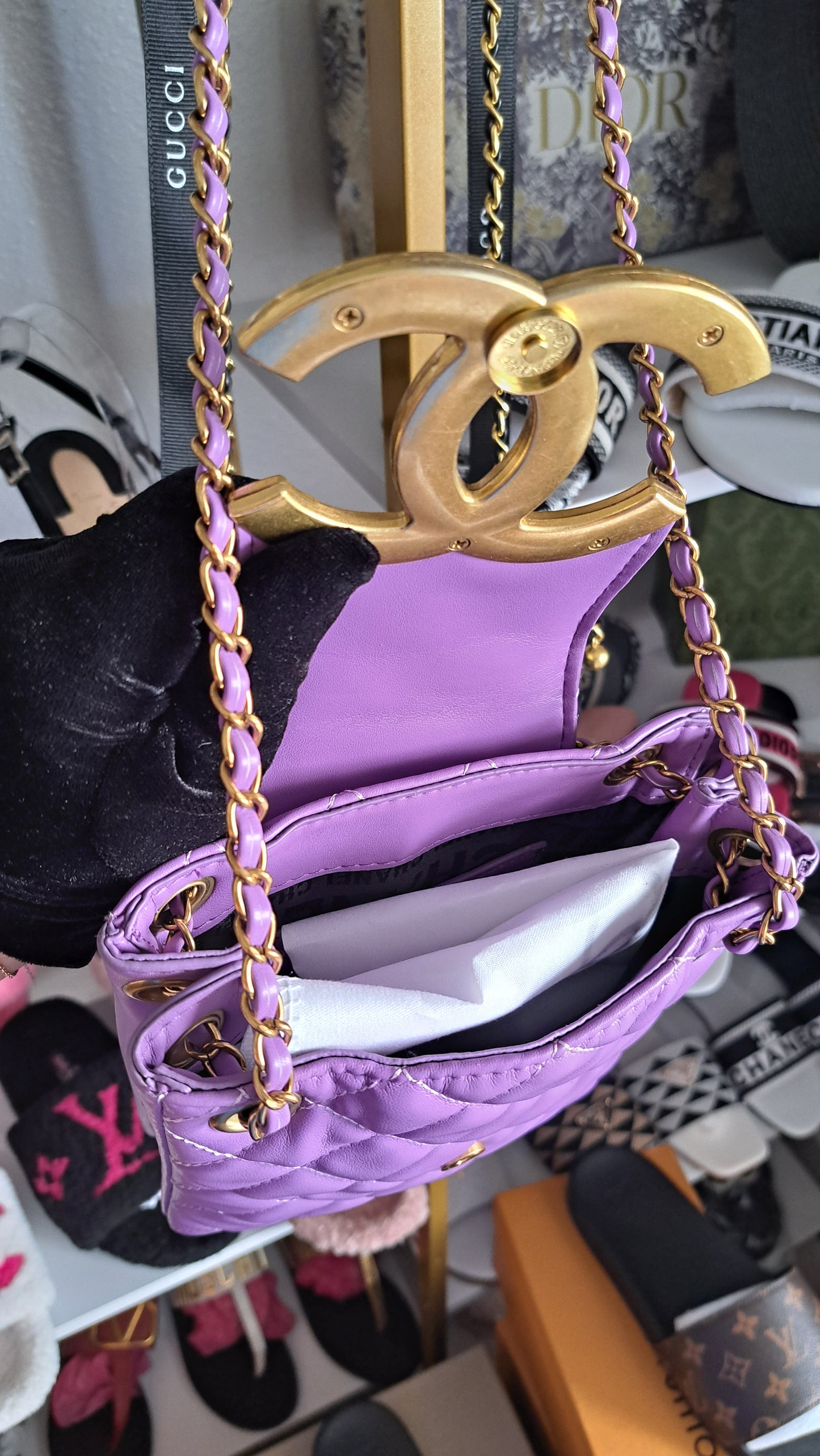 CHANEL - Street Simplicity CC Logo Sling Bag