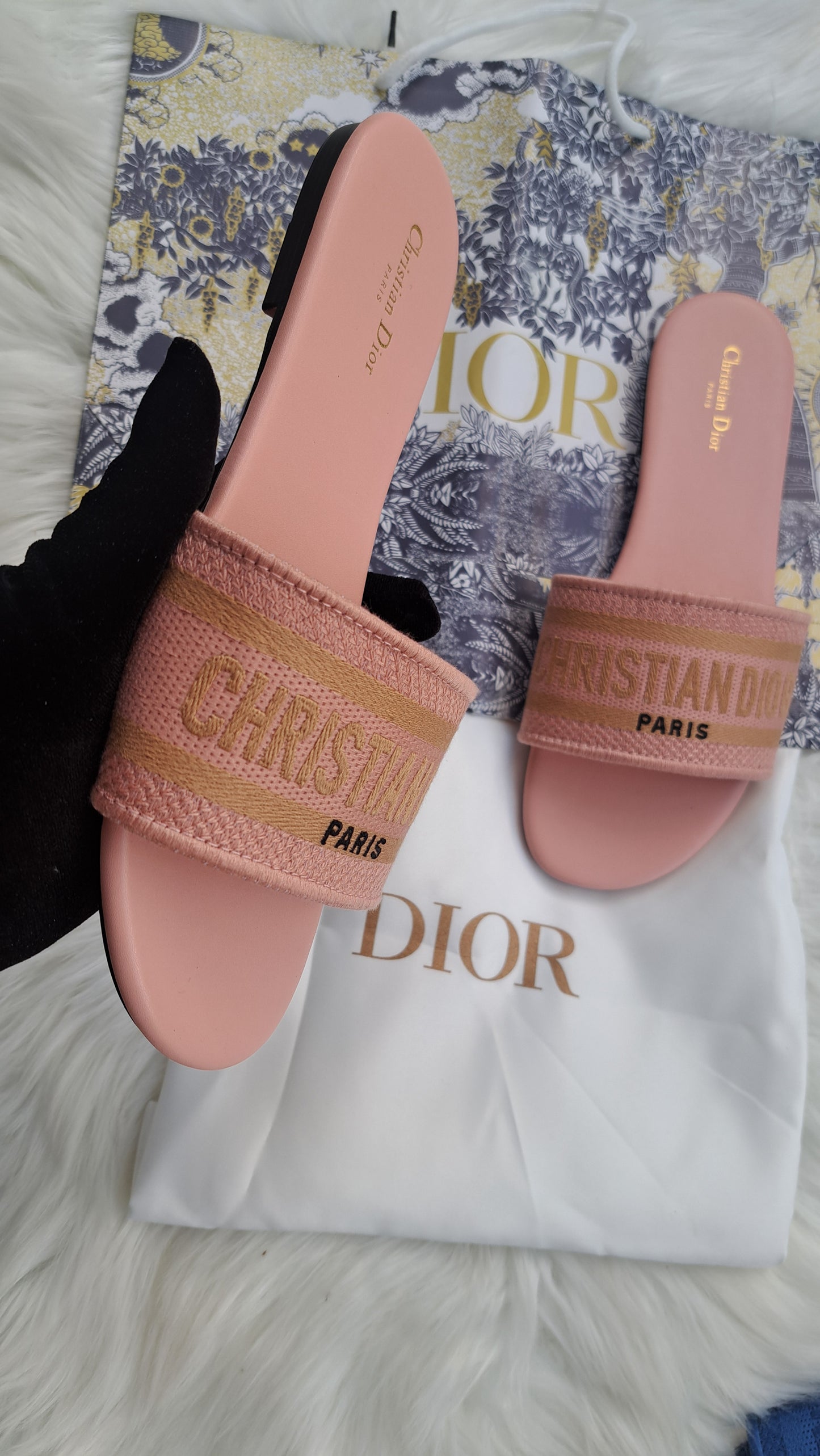 CD EMBROIDED PINK ROSE SANDALS