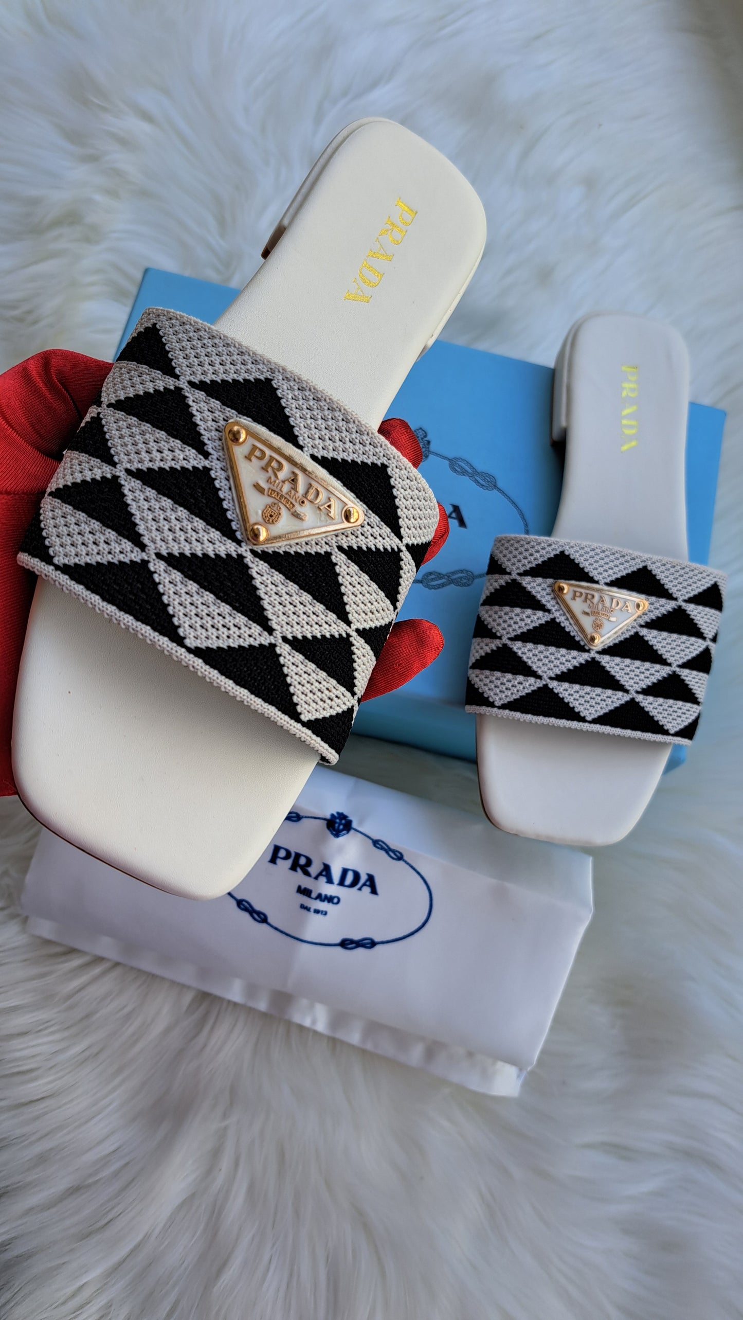 PRADA TRIANGOLO - WHITE