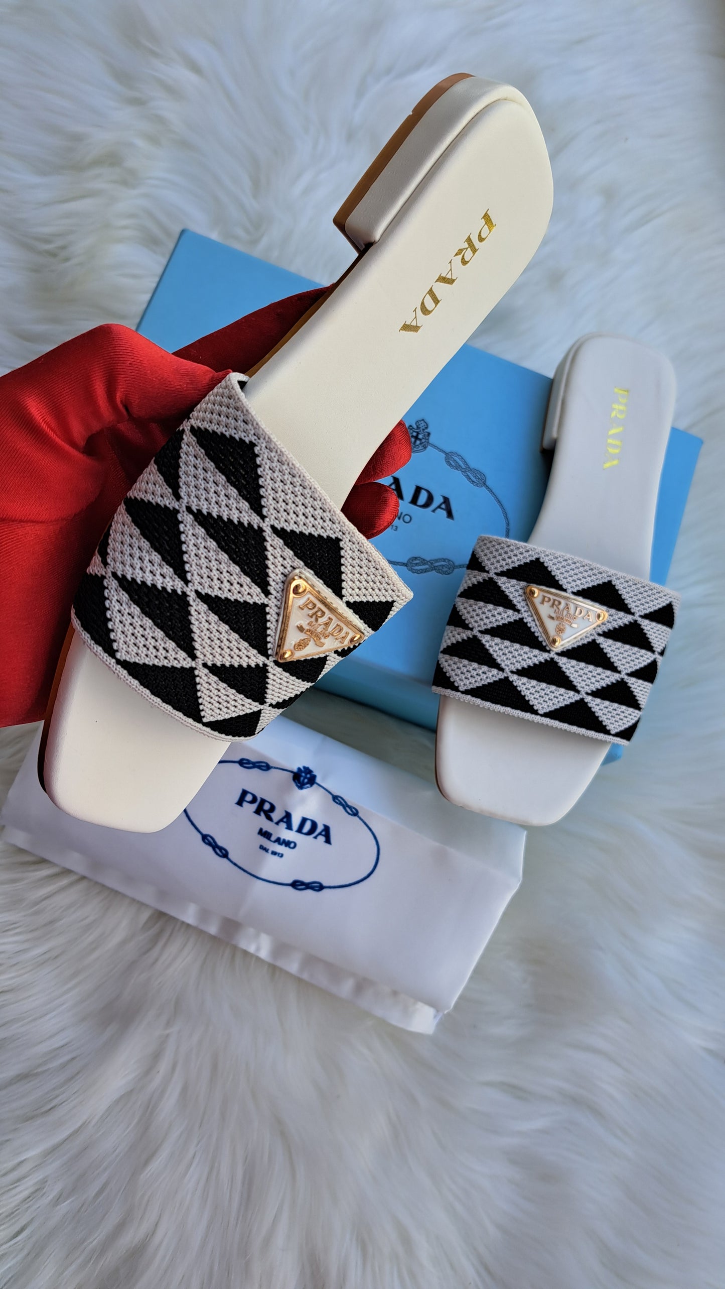 PRADA TRIANGOLO - WHITE