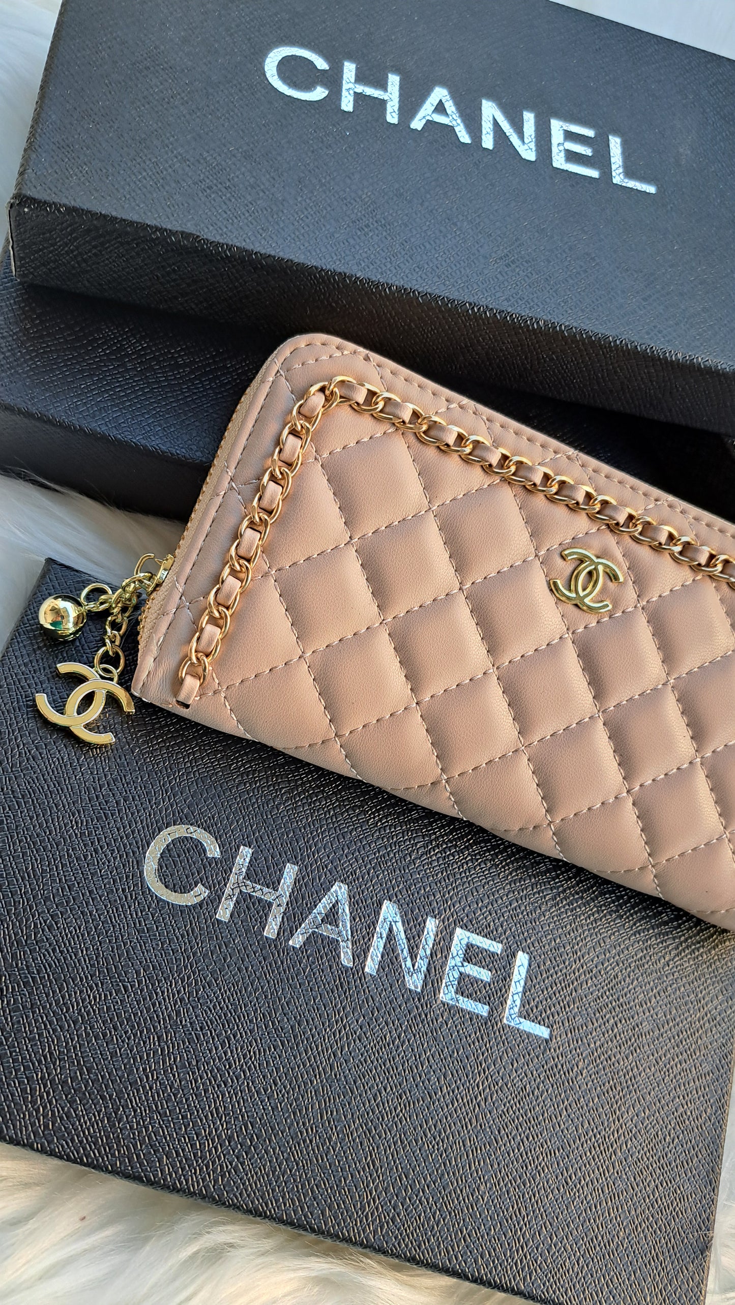 CC Wallet - Nude