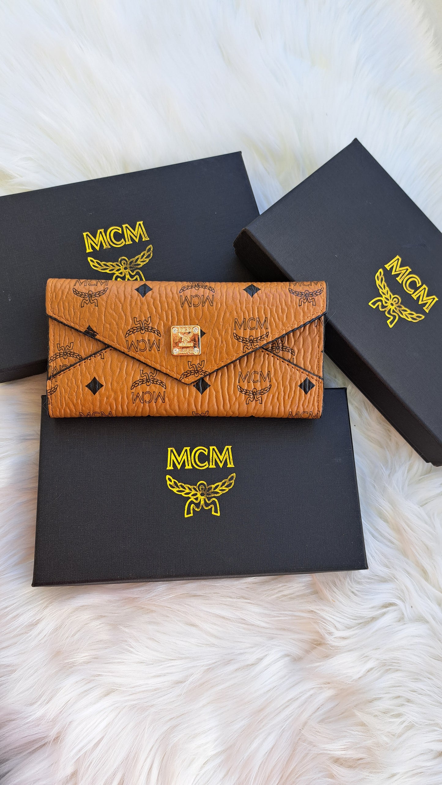 MCM Wallet ' Model 2