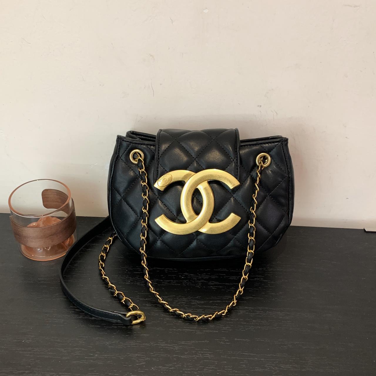 CHANEL Matelasse Black Shoulder Bag