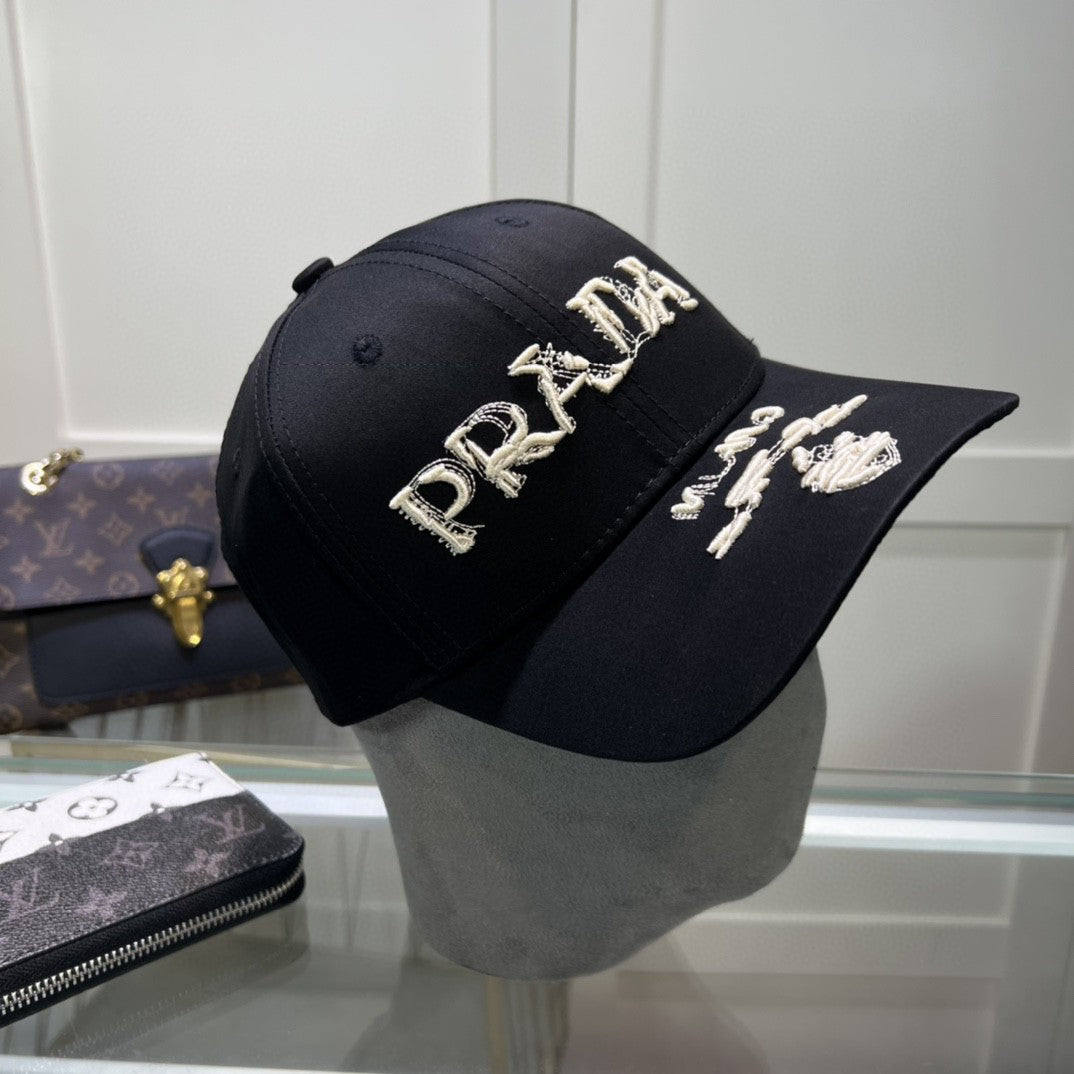 PRADA BLACK CAP