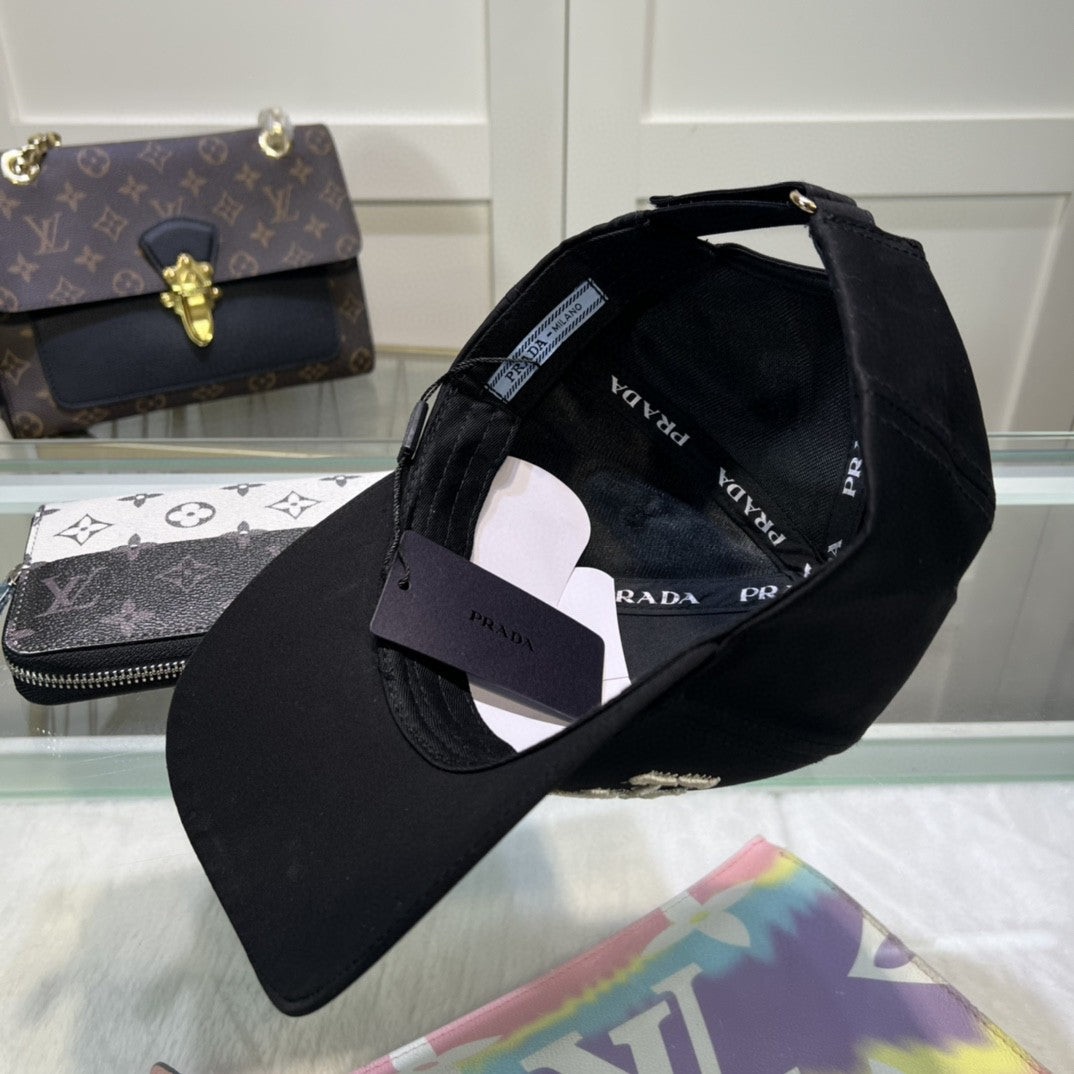 PRADA BLACK CAP