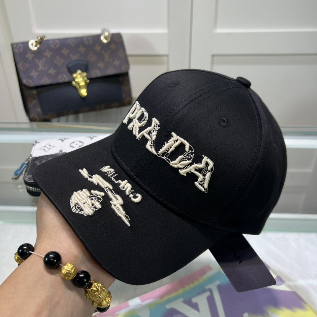 PRADA BLACK CAP