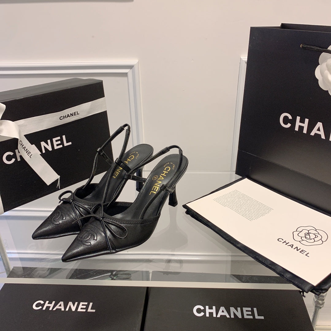 CHANEL PUMPS  - BLACK