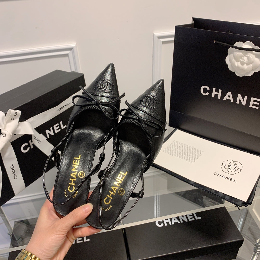 CHANEL PUMPS  - BLACK