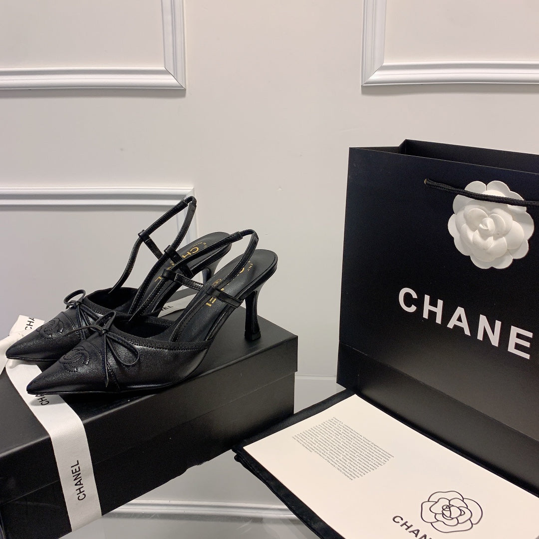 CHANEL PUMPS  - BLACK