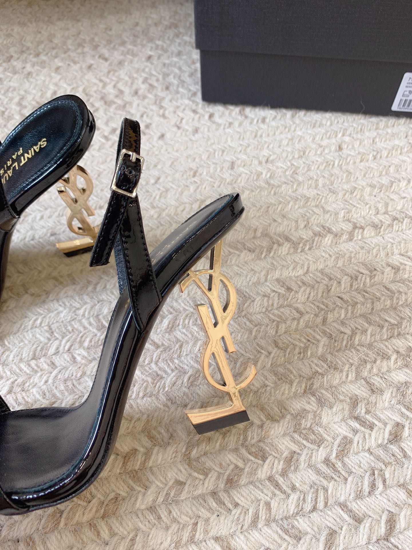 YSL Opyum Slingback Sandals Glazed Leather - Gold Logo