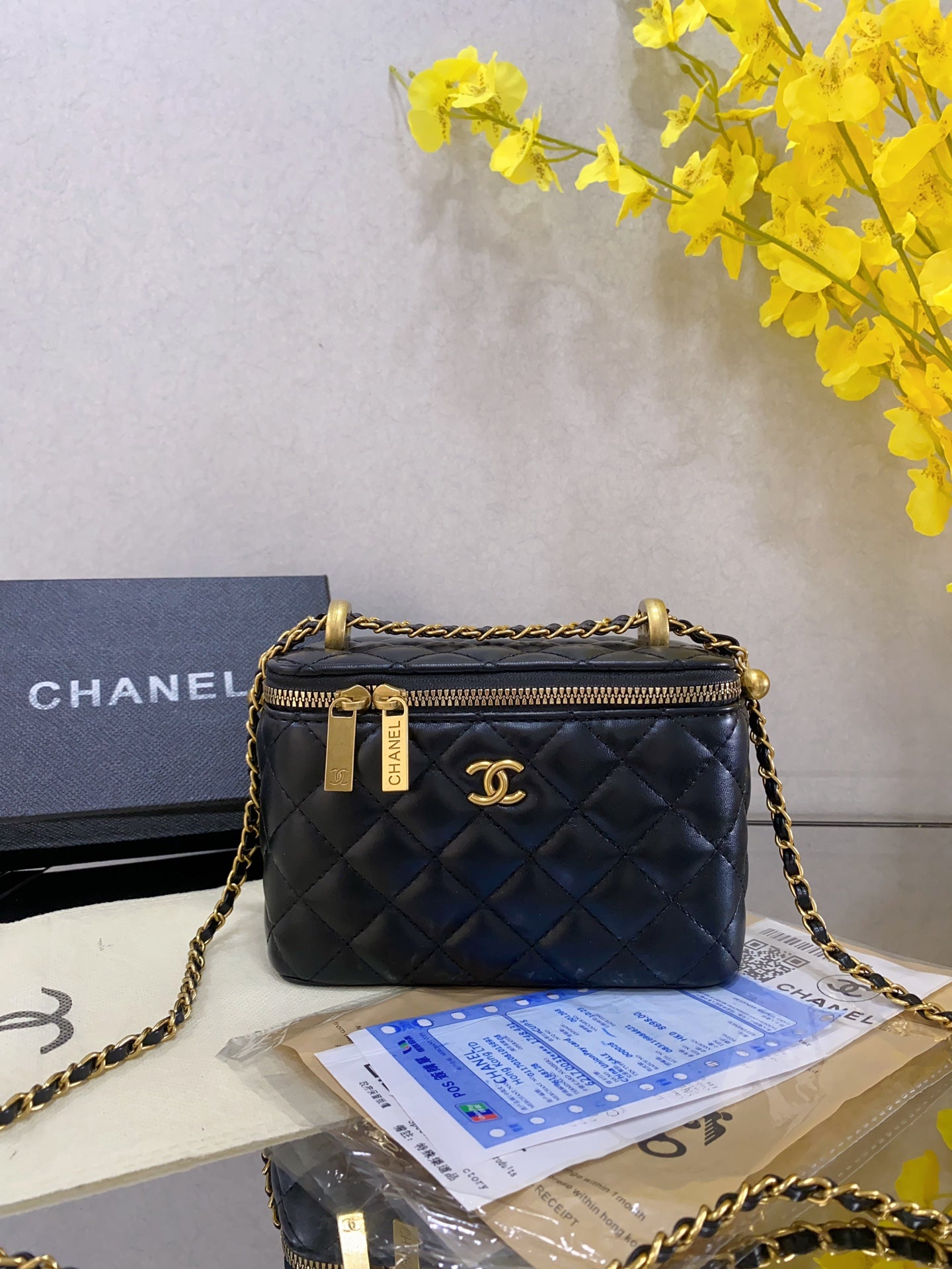 CHANEL Mini Pearl Crush Mini Case - Black