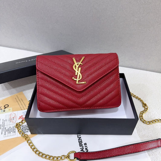 YSL MATELASSE Envelope - Lady Red