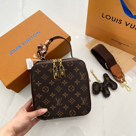 Luxury Square LV w/ Scarf × Keychain