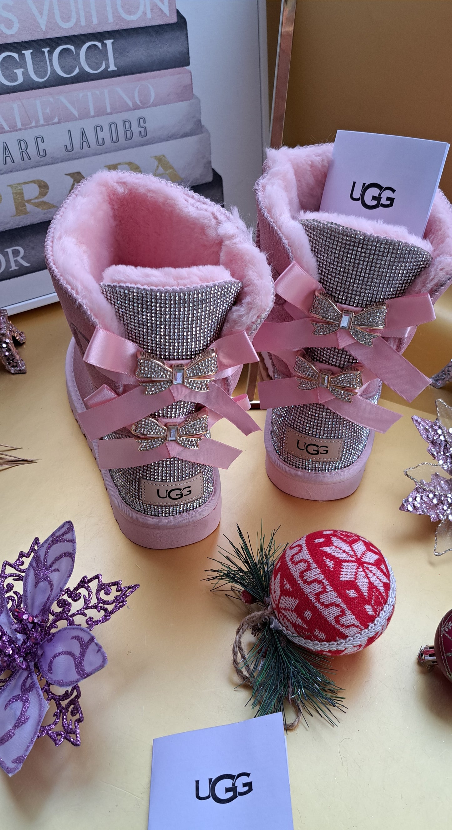 UGG RHINESTONE PINK 2 BOW