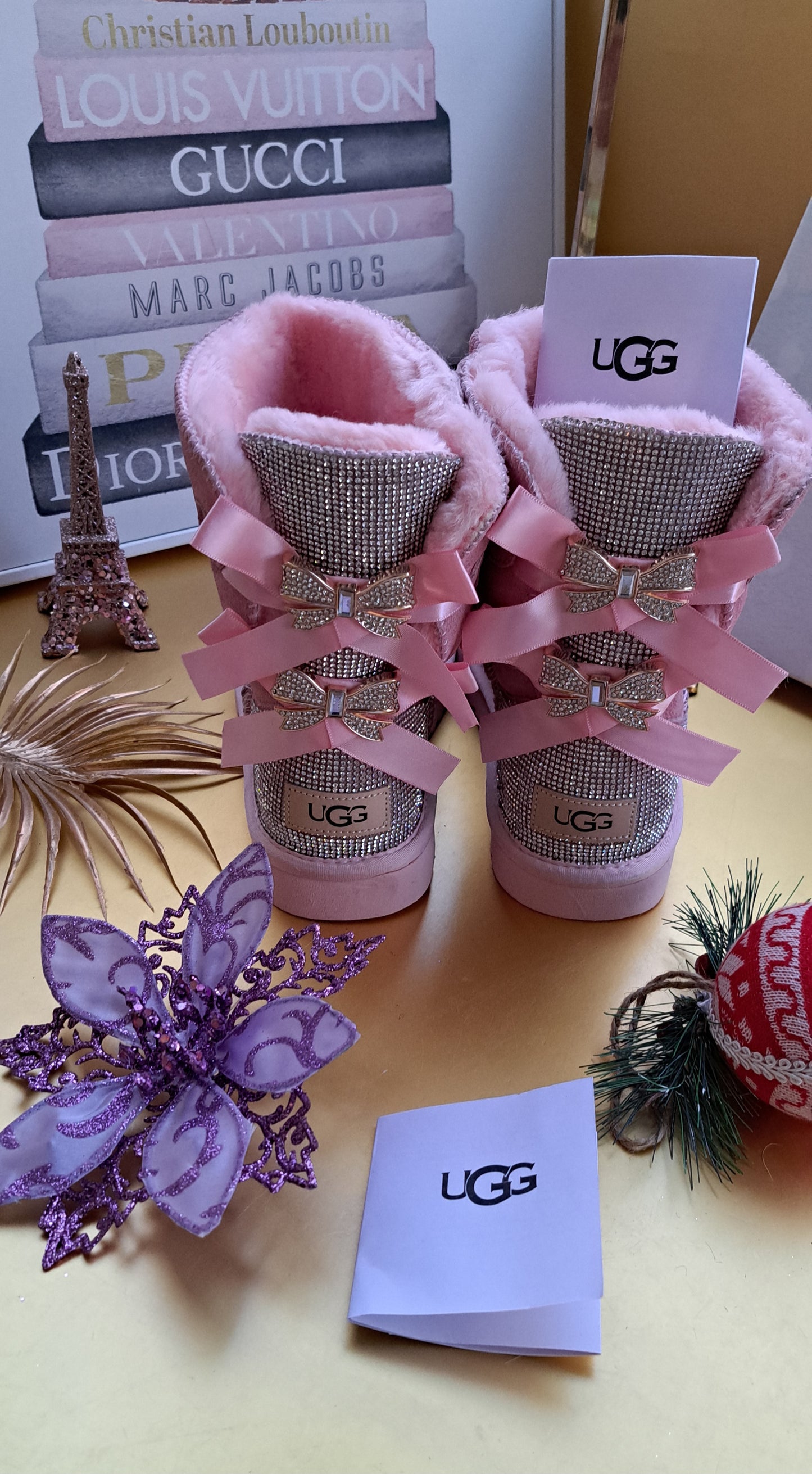 UGG RHINESTONE PINK 2 BOW