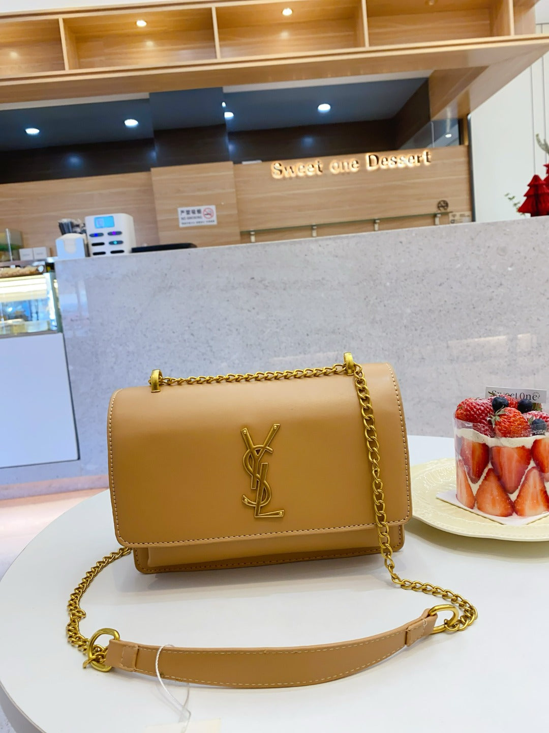 YSL NUDE - Sunset Medium  Bag