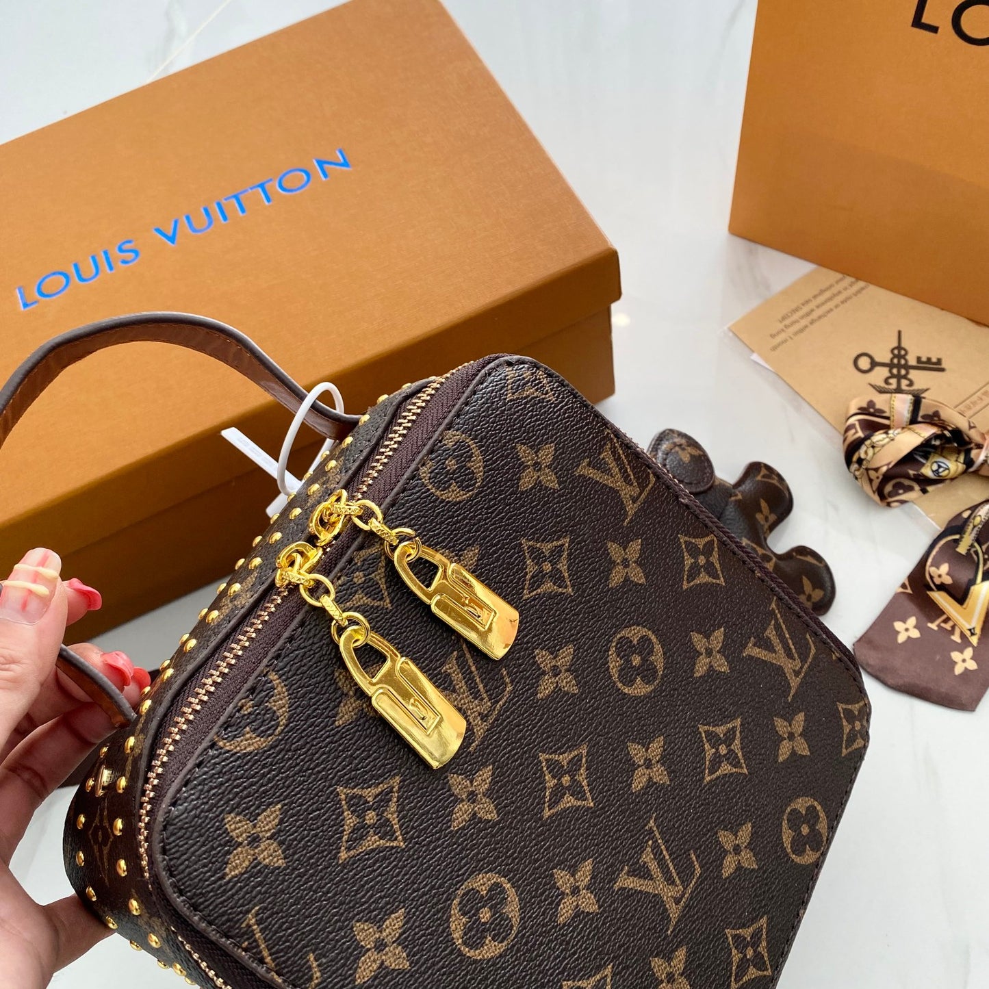 Luxury Square LV w/ Scarf × Keychain